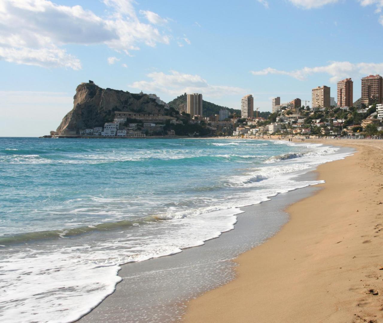 Fmm Apartamentos La Nucia Benidorm Holidays Apartments Exterior photo